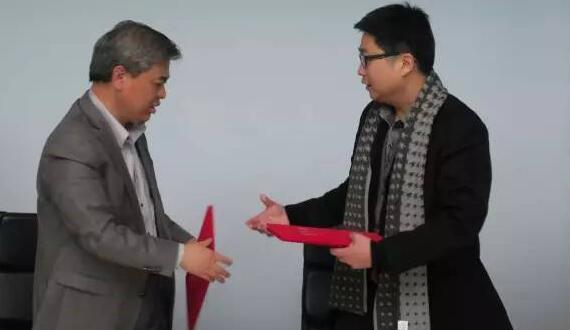 1277星际电子组团学习体验无锡“拈花湾”，，，，并与MAO签署战略相助，，，，预示着1277星际电子将在精品地产、工业地产、旅游地产等领域与MAO增强深度相助。。。。