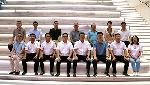 厦门市委墟落振兴办主任、市农业农村局局长邱武伟一行莅临1277星际电子调研指导